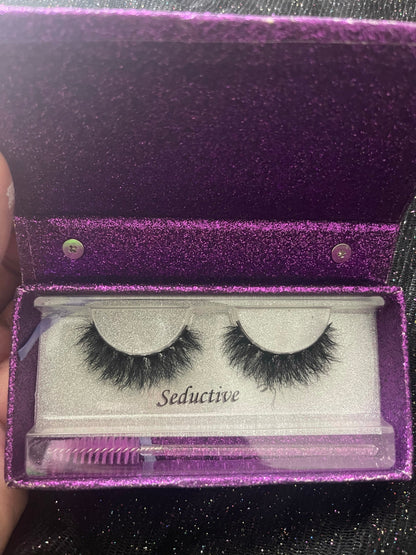 Black & White lash box